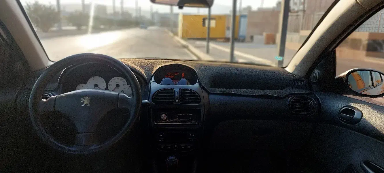 پژو ۲۰۶ صندوق دار v8 - 1393