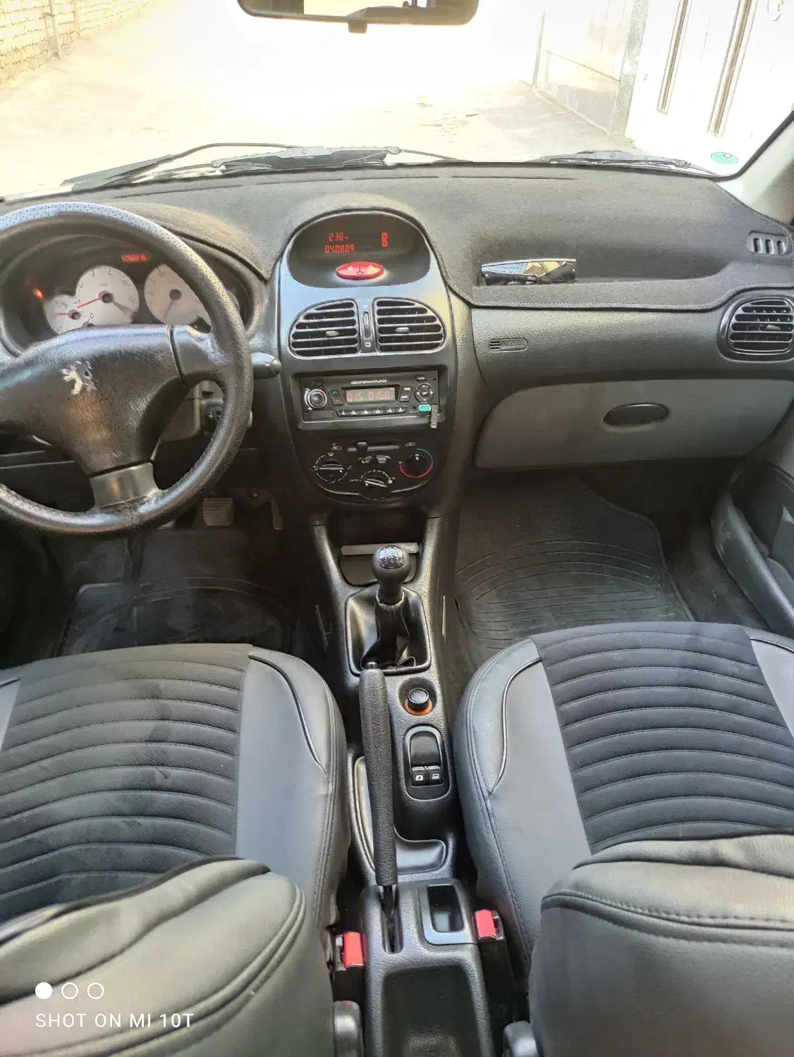 پژو 206 تیپ 2 - 1398