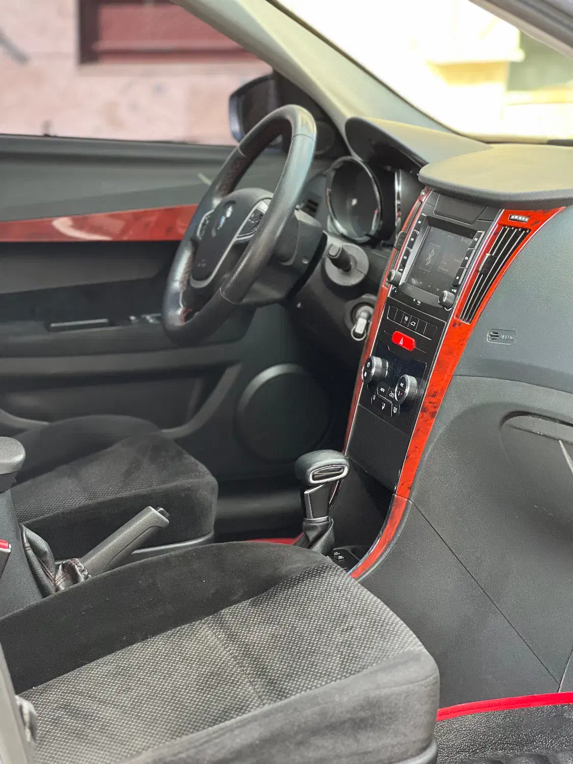 دنا پلاس توربو اتوماتیک - 1401