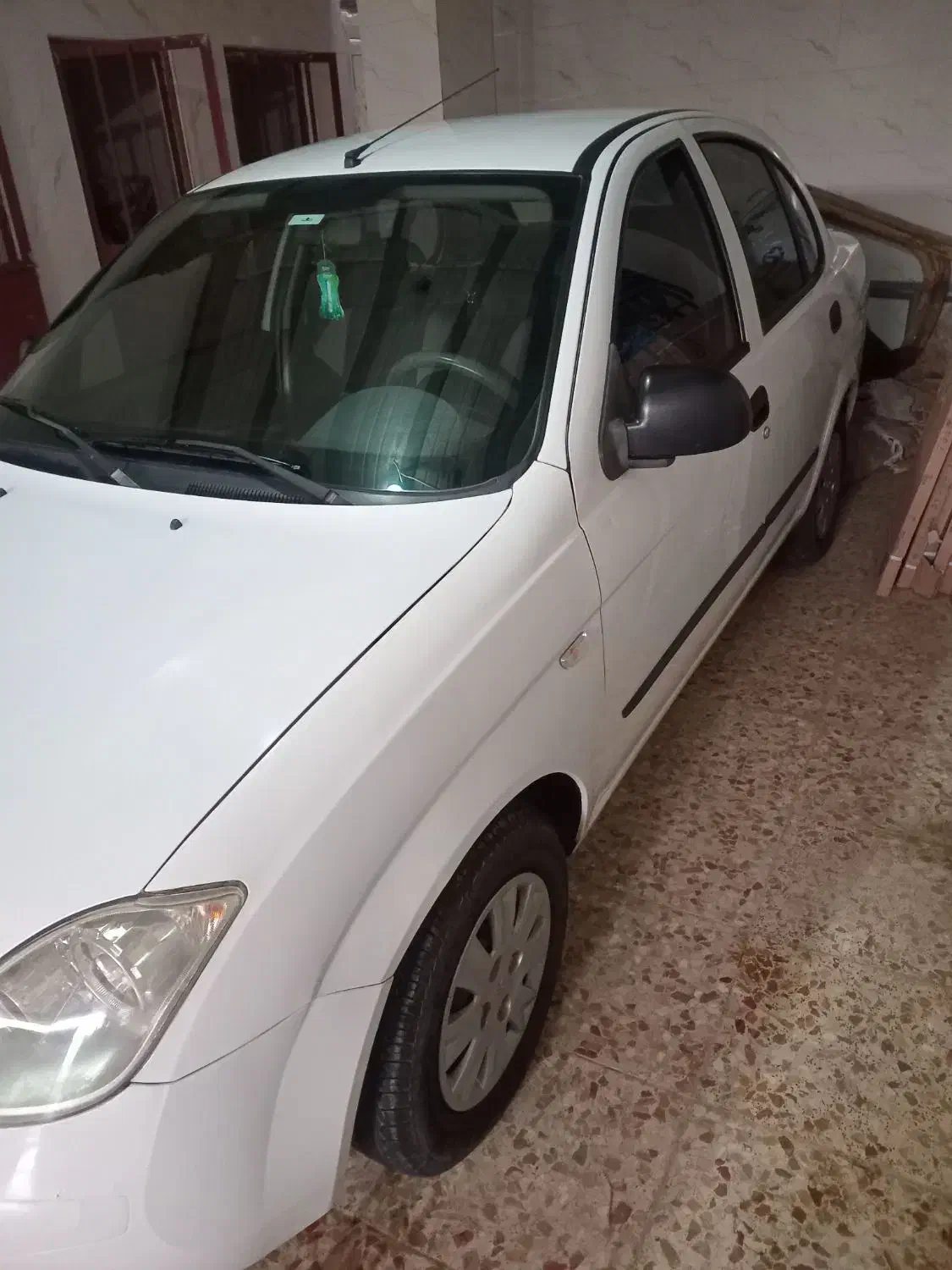 تیبا صندوق دار SX - 1398