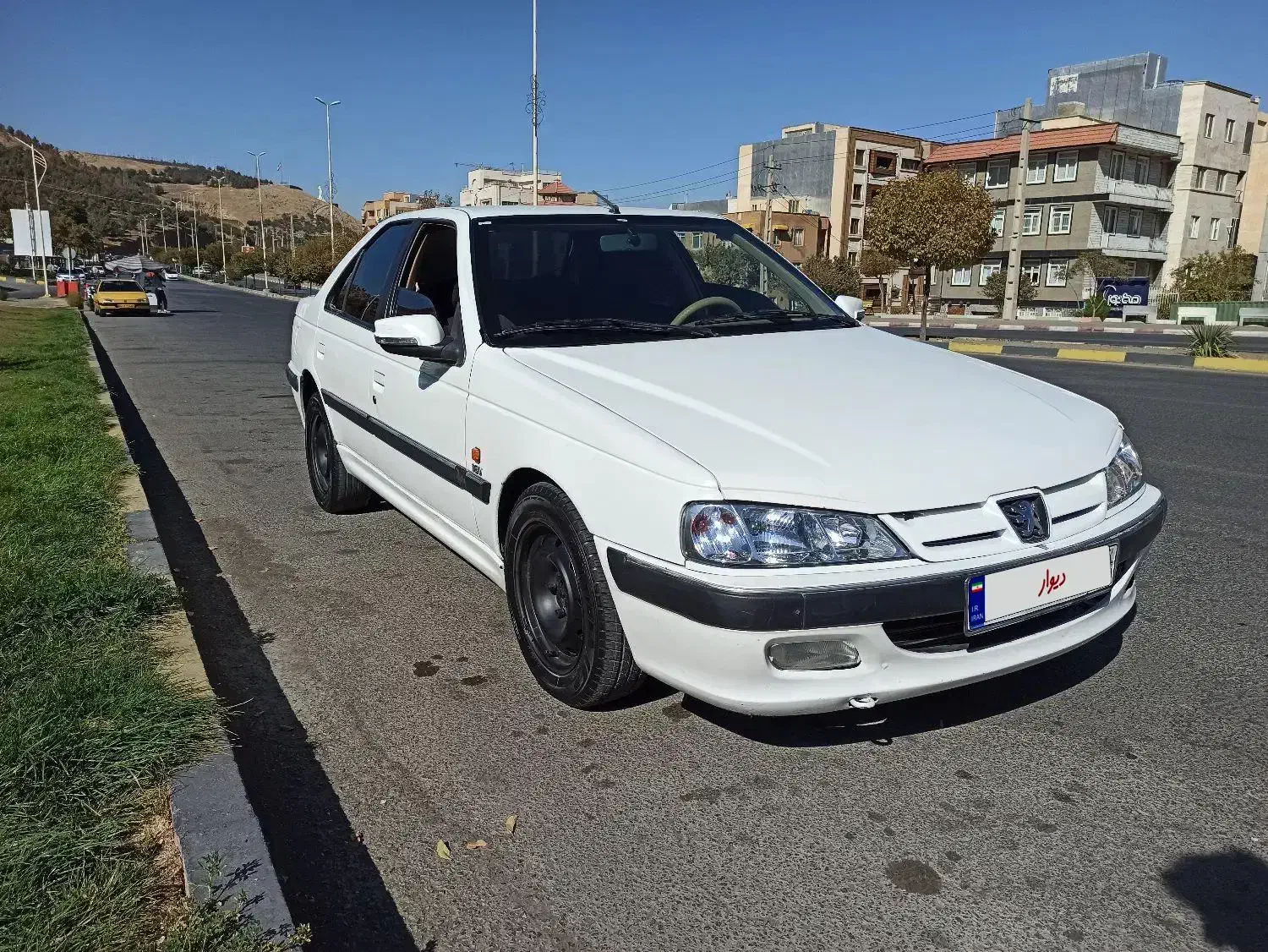 پژو پارس سال - 1392