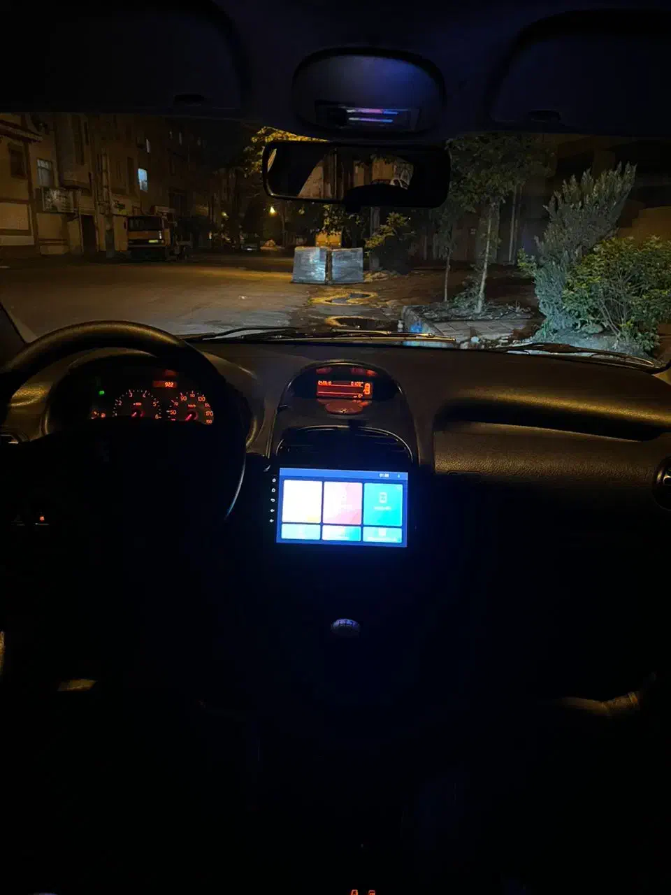 پژو ۲۰۶ صندوق دار v8 - 1395