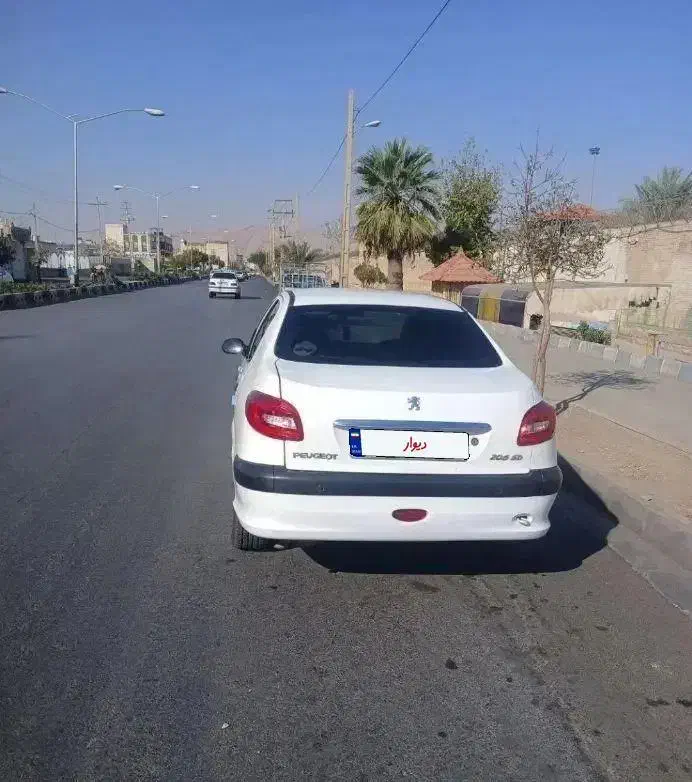 پژو ۲۰۶ صندوق دار v8 - 1395
