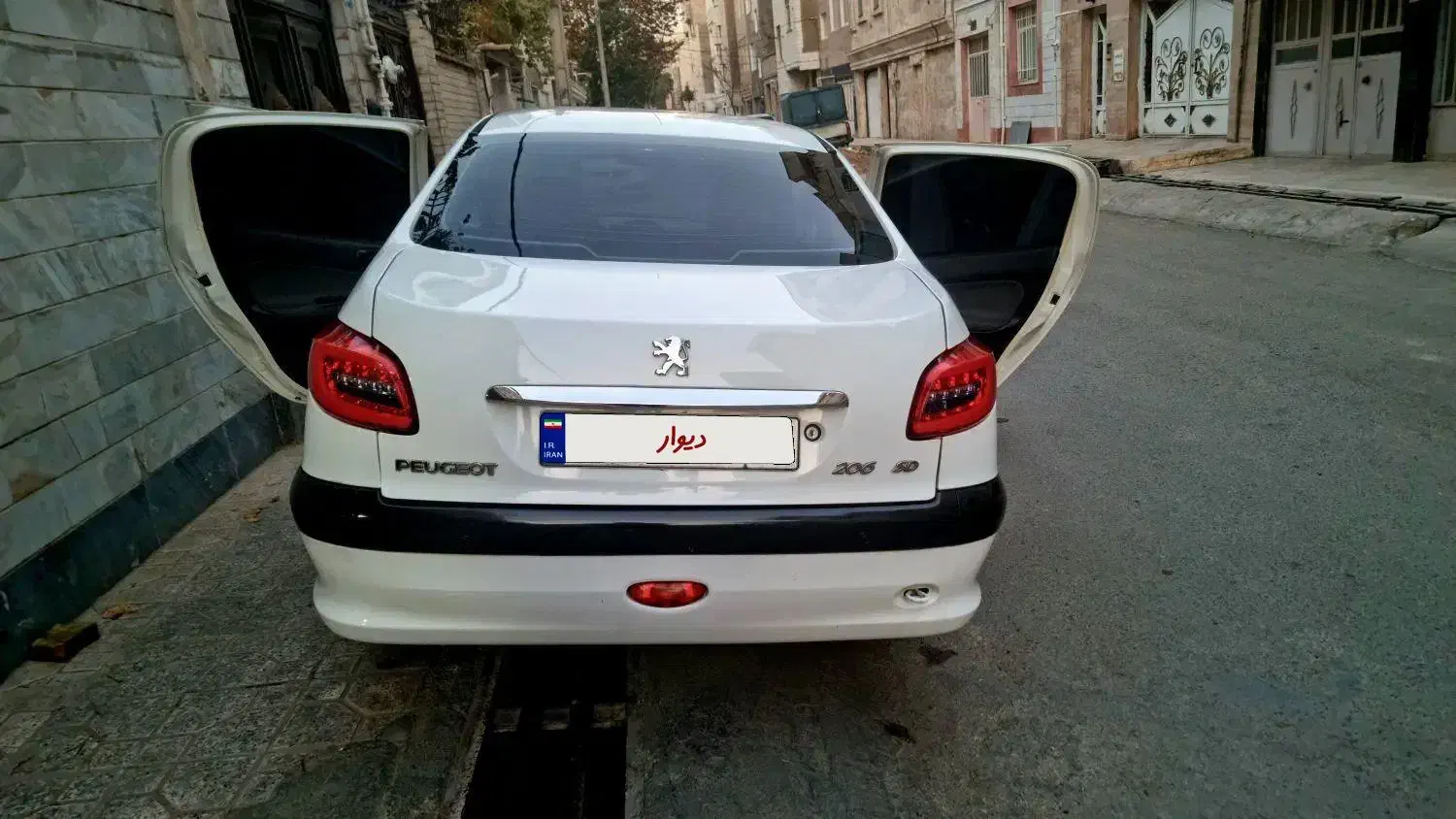 خودرو پژو، ۲۰۶ صندوق دار آگهی ann_20963195