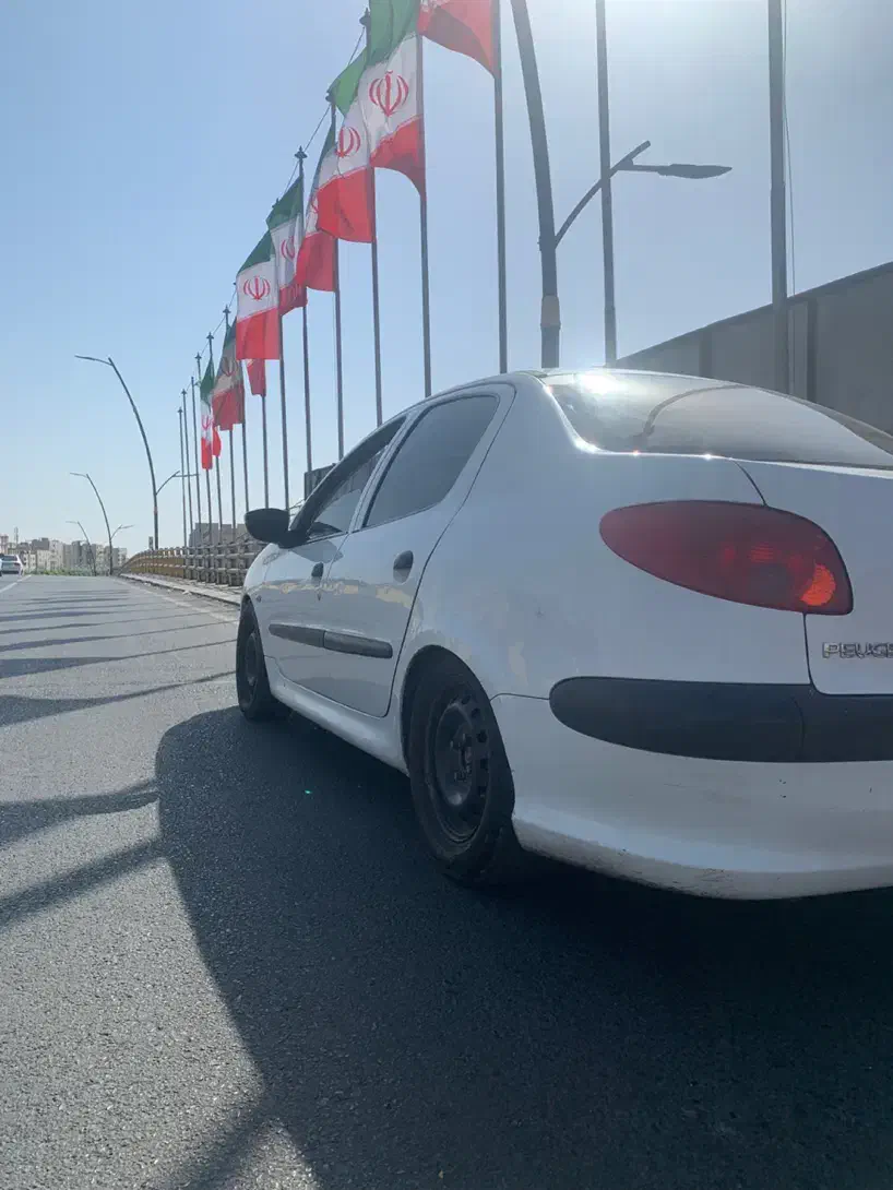 پژو ۲۰۶ صندوق دار v1 - 1390