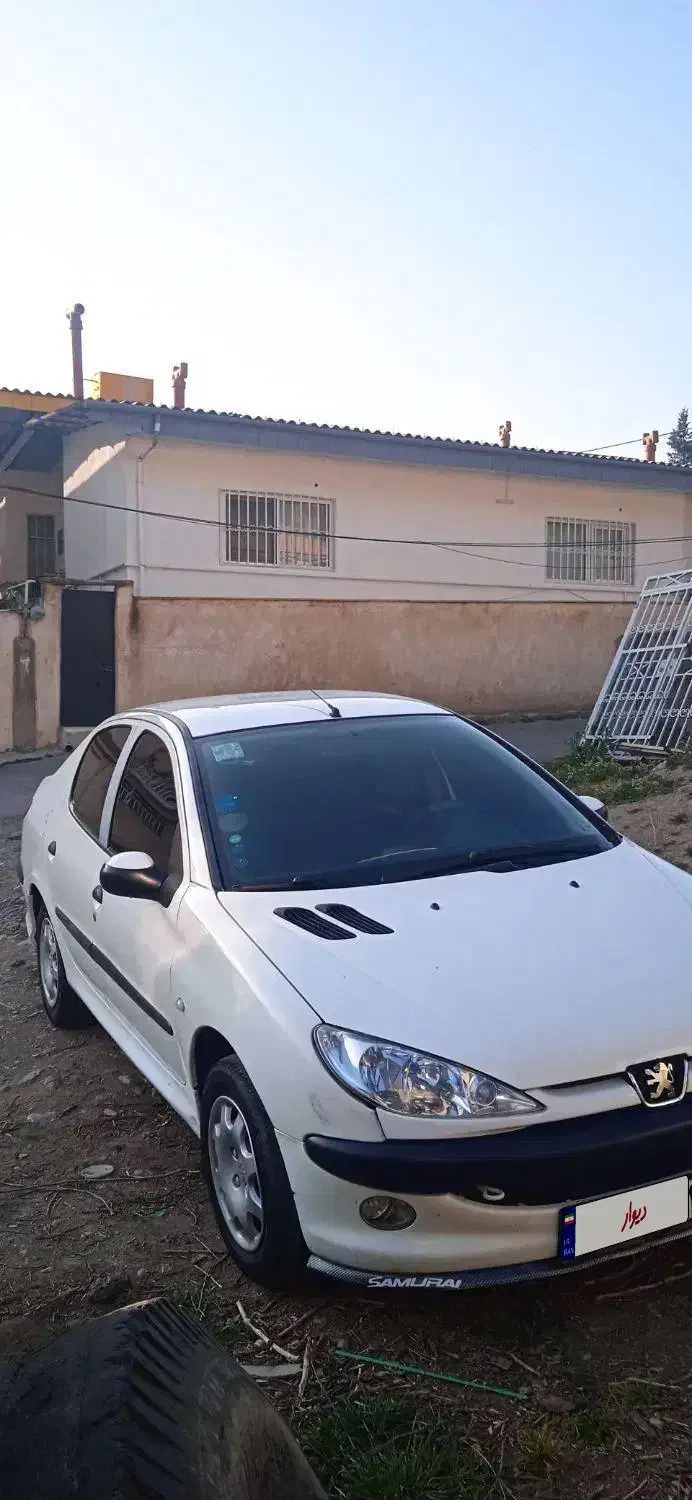 پژو ۲۰۶ صندوق دار v8 - 1390