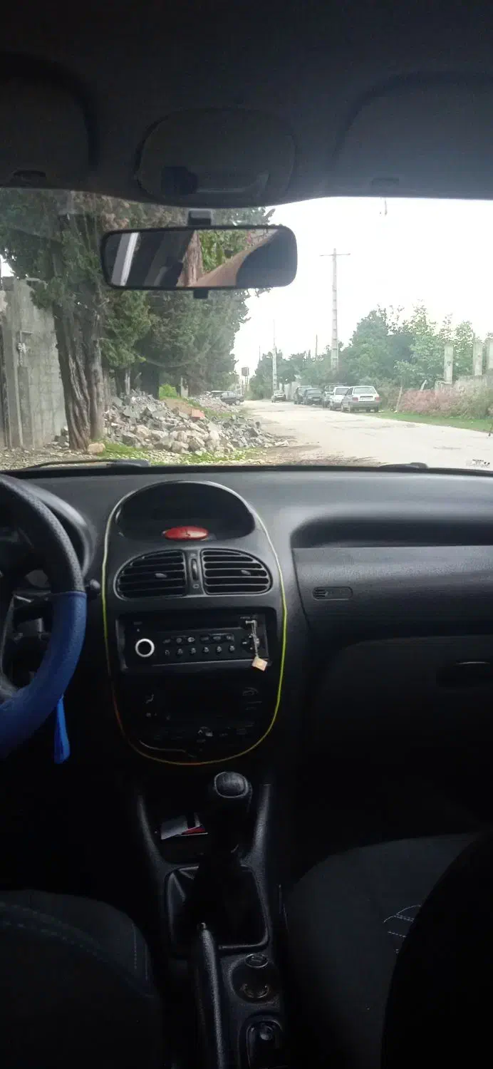 پژو ۲۰۶ صندوق دار v8 - 1390