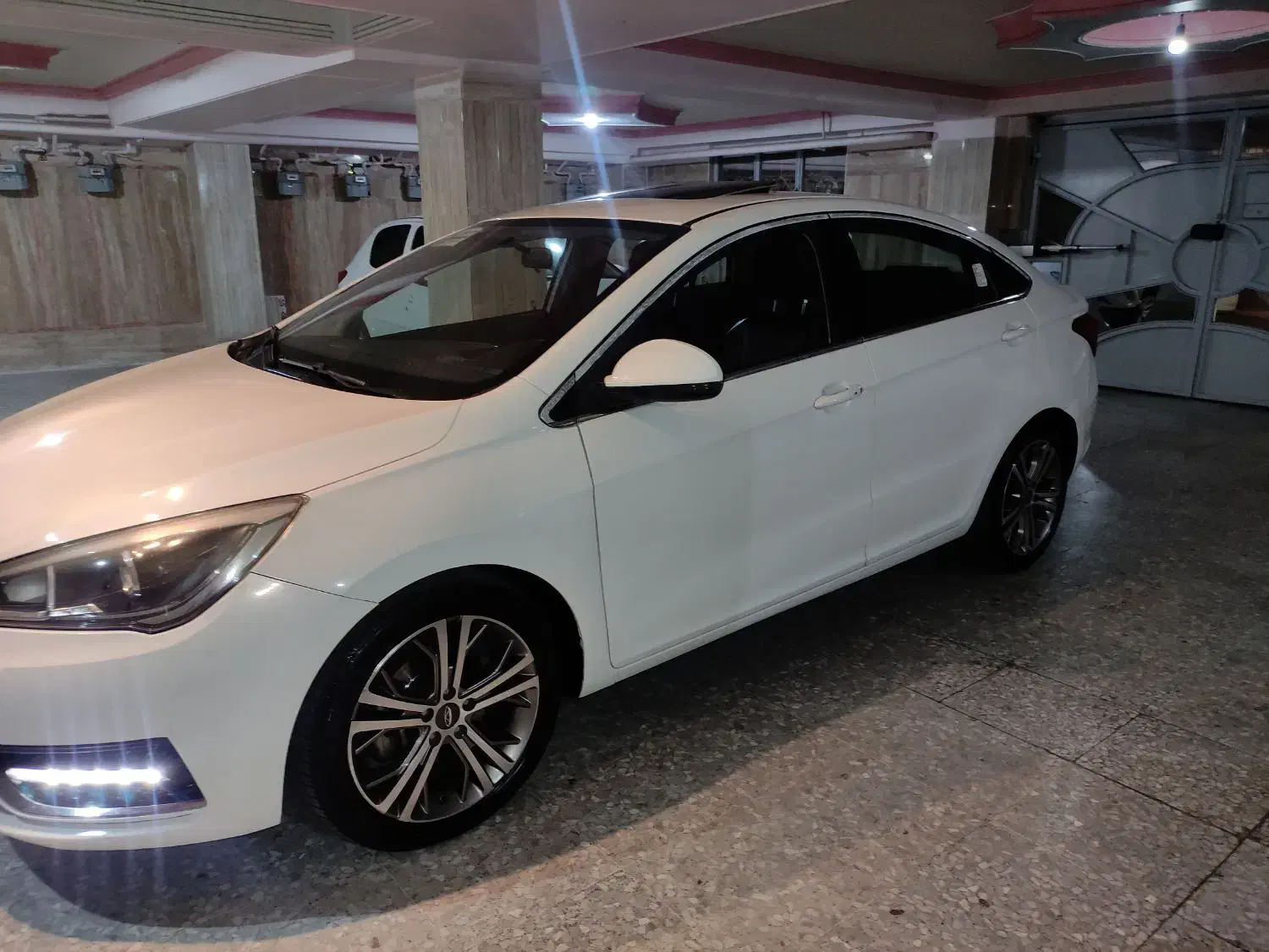 چری آریزو 5 اتوماتیک اکسلنت - 1396