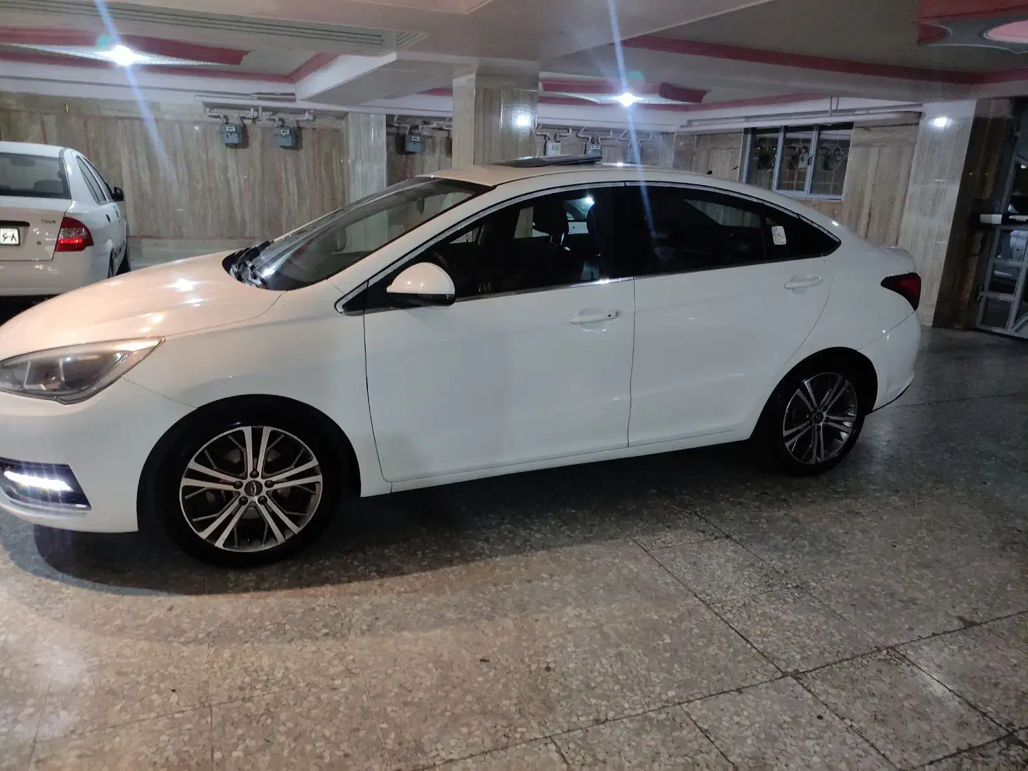 چری آریزو 5 اتوماتیک اکسلنت - 1396