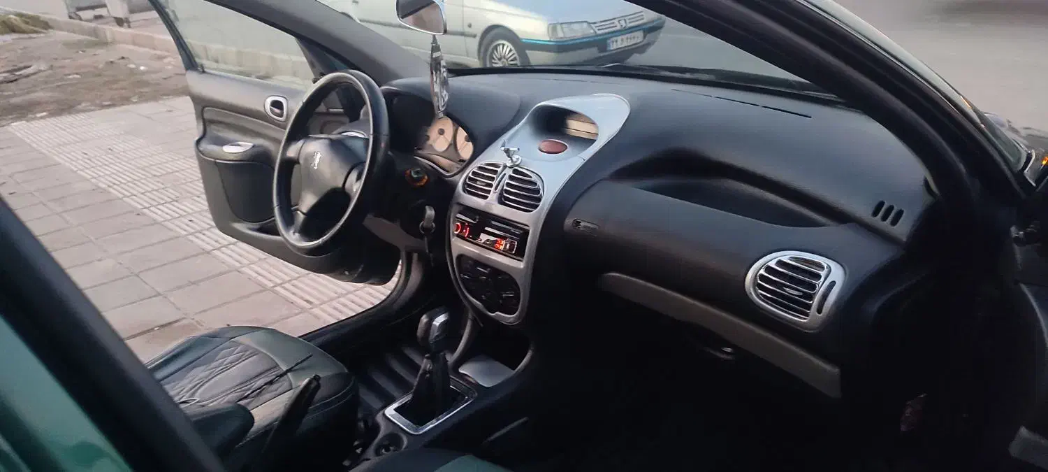 پژو 206 تیپ 2 - 1382