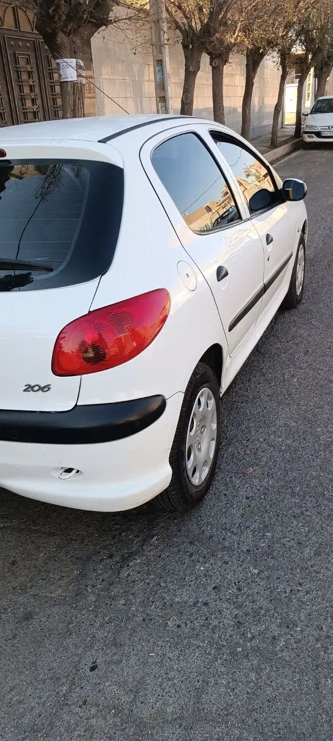 پژو 206 تیپ 2 - 1395