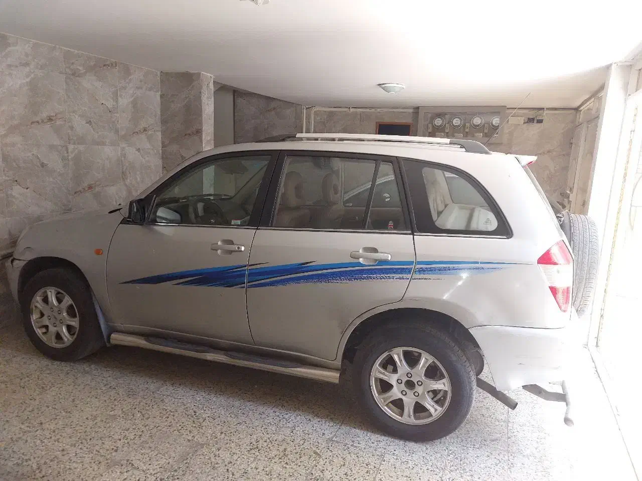 ام وی ام X33 دنده‌ای ساده - 1391