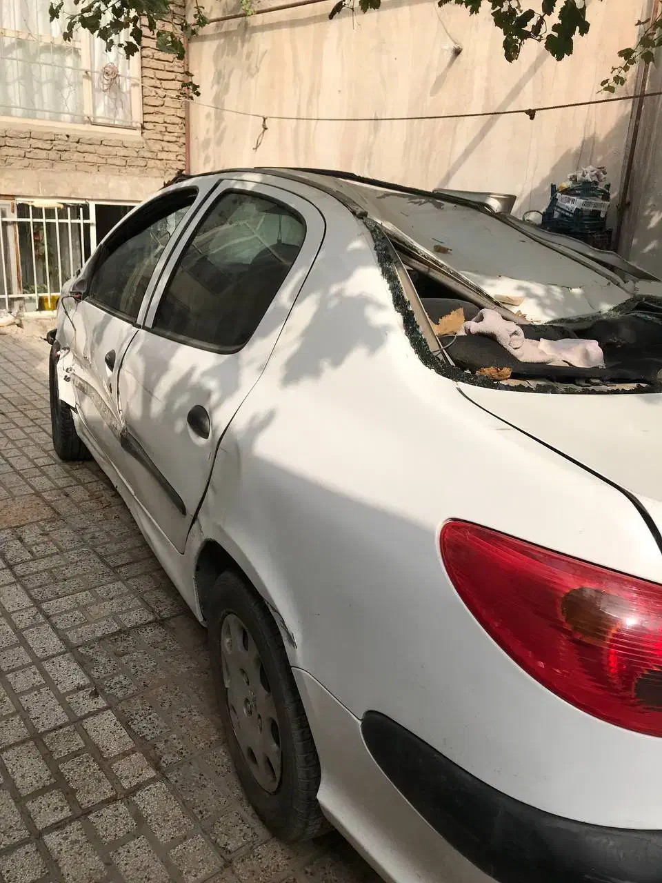 پژو ۲۰۶ صندوق دار v8 - 1395