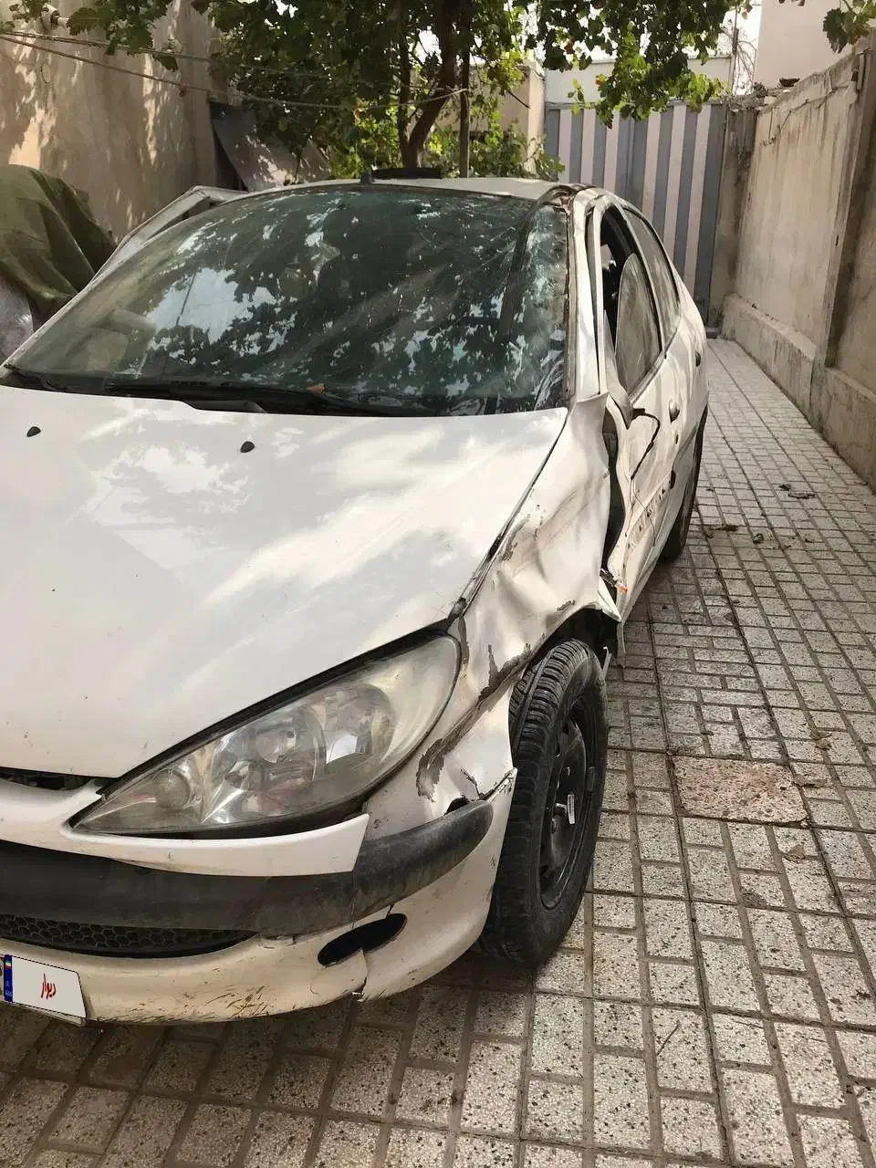 پژو ۲۰۶ صندوق دار v8 - 1395