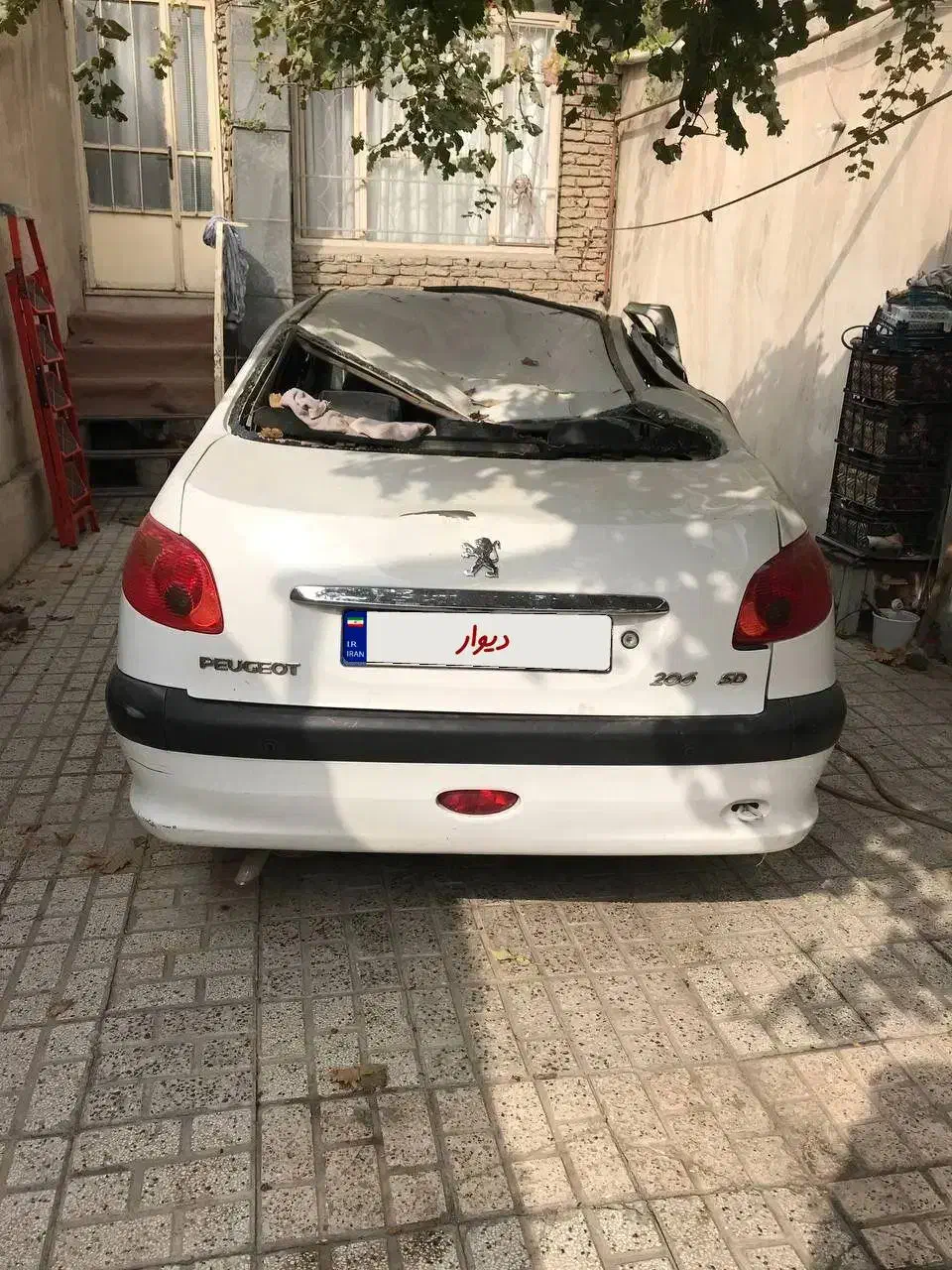 پژو ۲۰۶ صندوق دار v8 - 1395