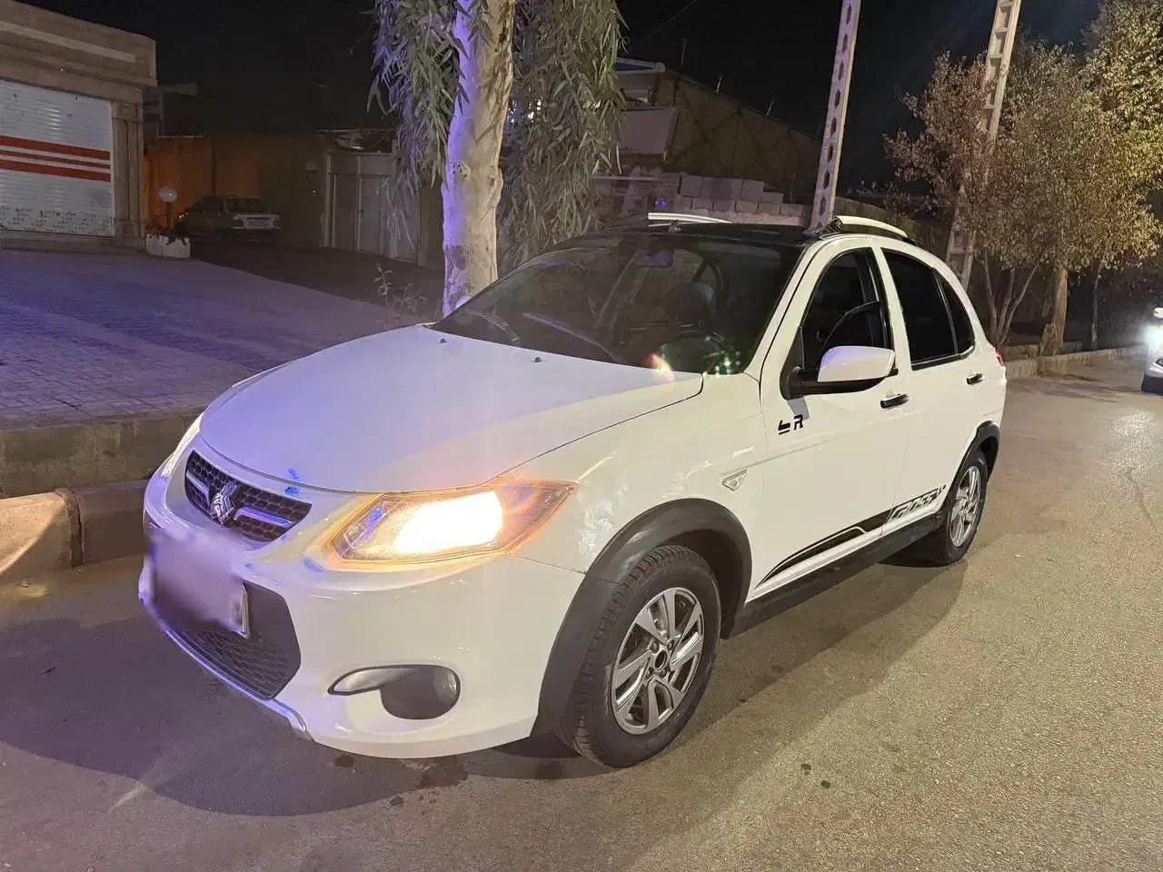 خودرو کوییک، R آگهی ann_20963626