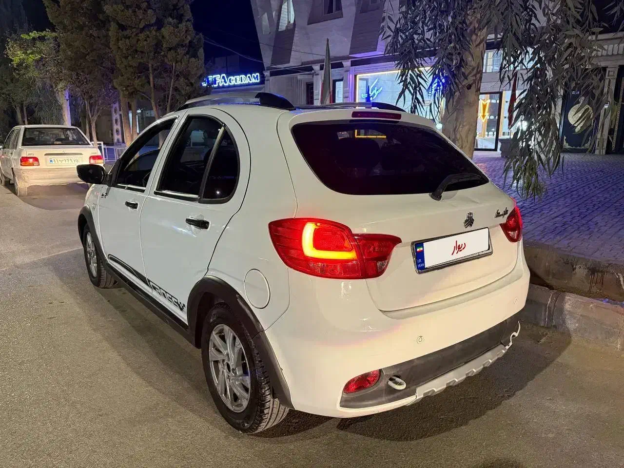 کوییک R دنده‌ای - 1398