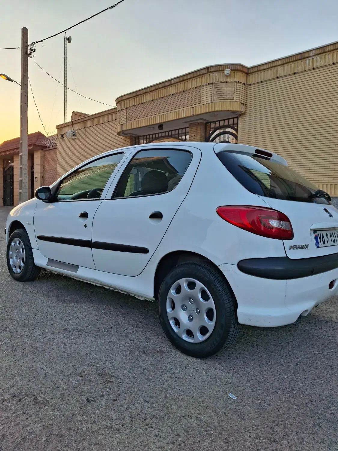 پژو 206 تیپ 2 - 1396