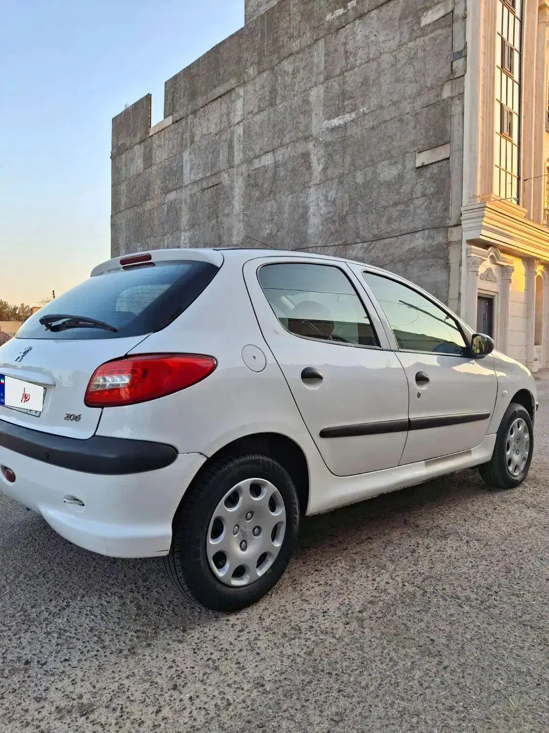 پژو 206 تیپ 2 - 1396