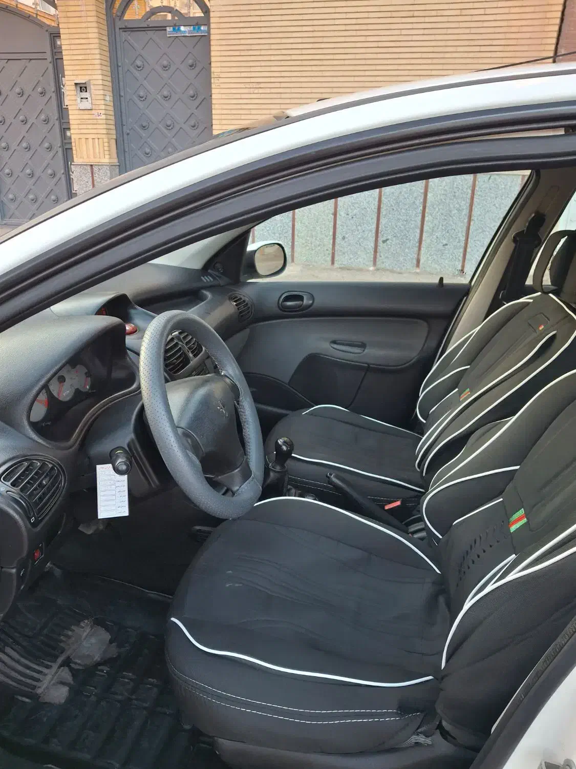 پژو 206 تیپ 2 - 1396