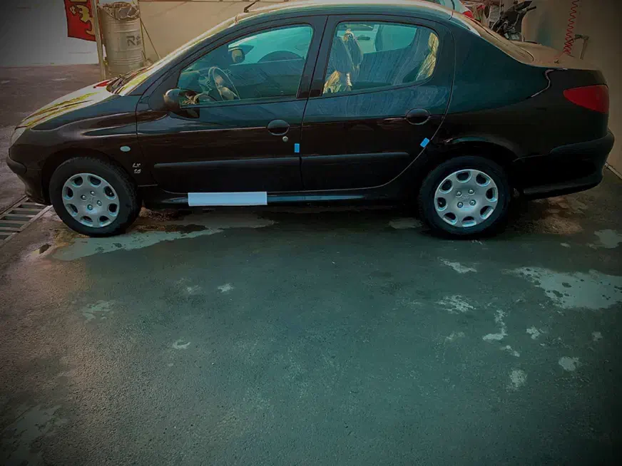 پژو ۲۰۶ صندوق دار v8 - 1400