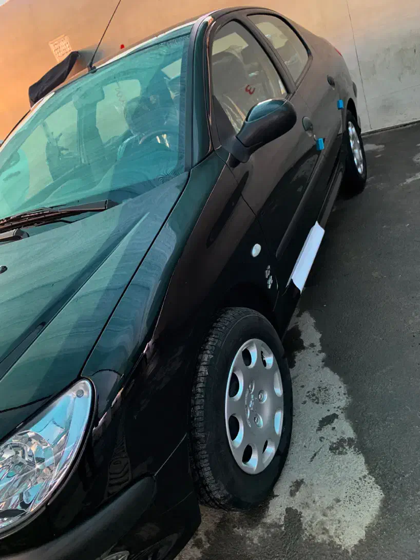 پژو ۲۰۶ صندوق دار v8 - 1400