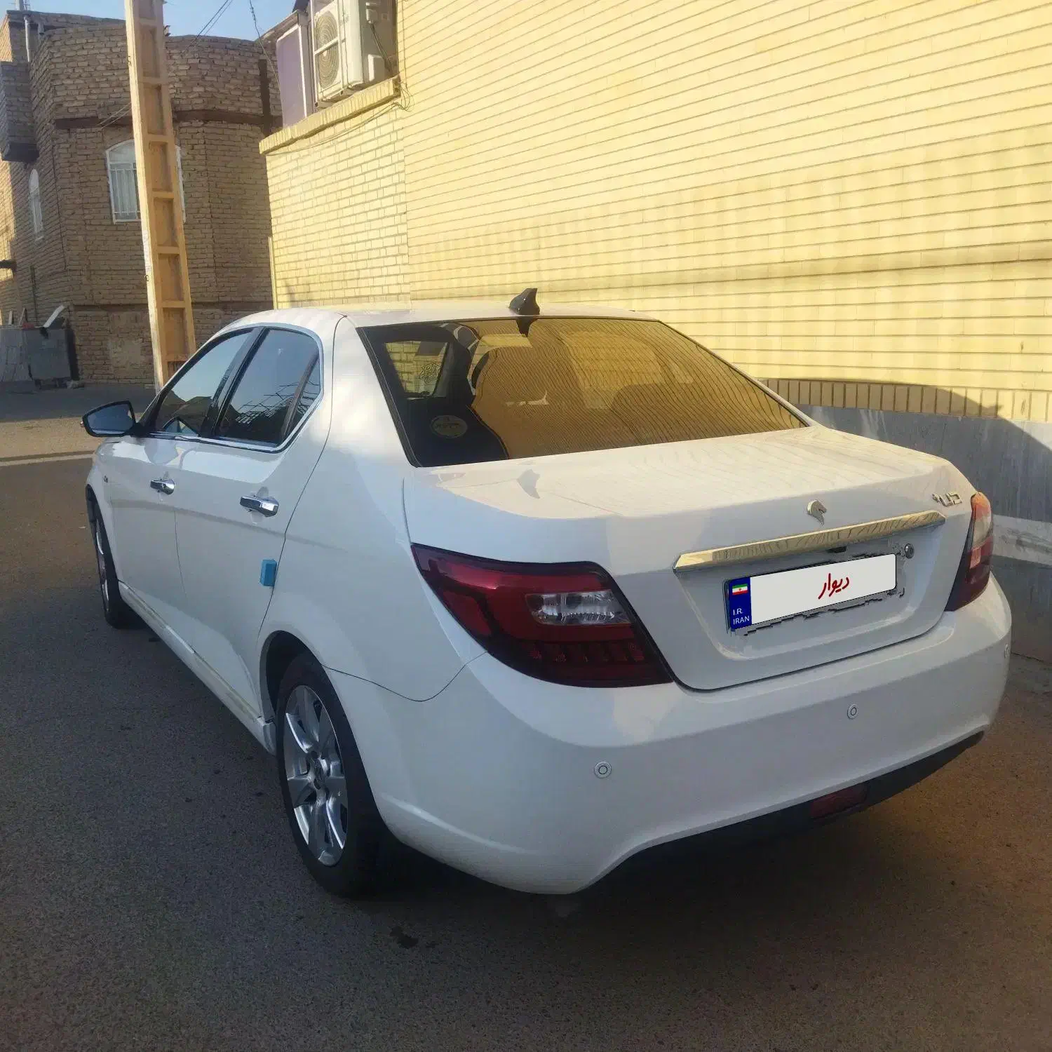 دنا پلاس توربو اتوماتیک - 1401