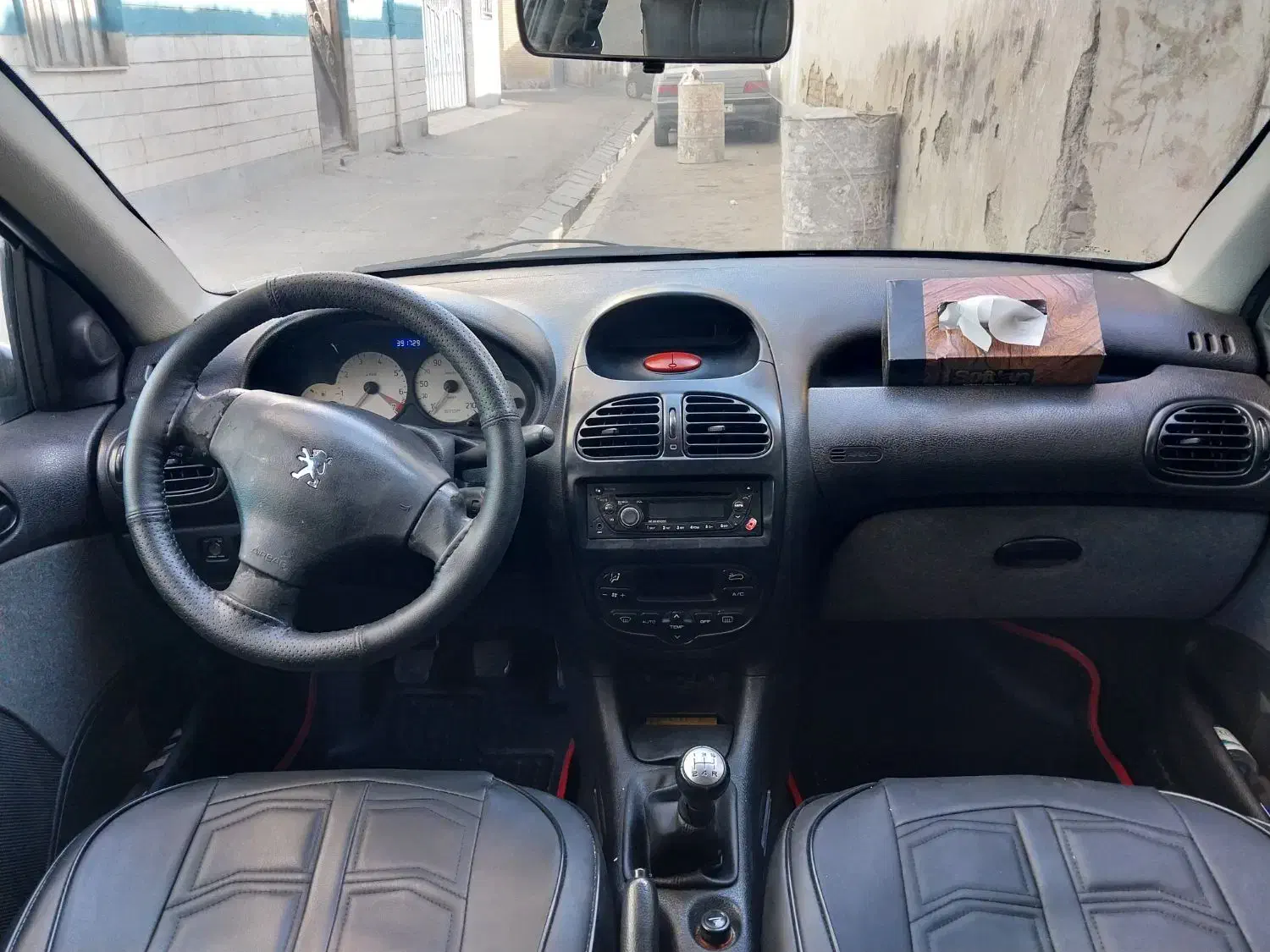 پژو ۲۰۶ صندوق دار v8 - 1389