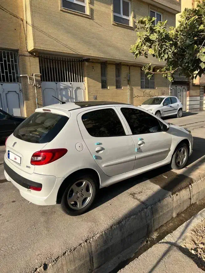 پژو 207 پانوراما دنده‌ای - 1400