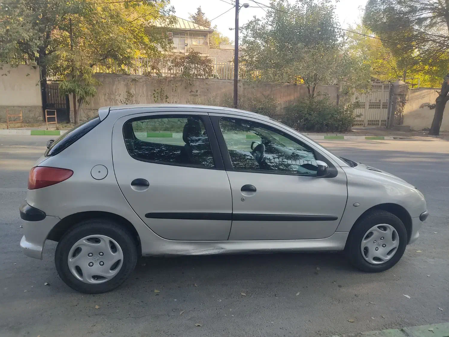 پژو 206 تیپ 3 - 1385