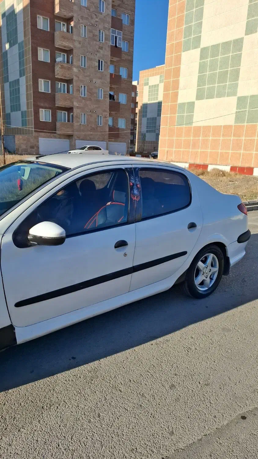 پژو ۲۰۶ صندوق دار v20 - 1389