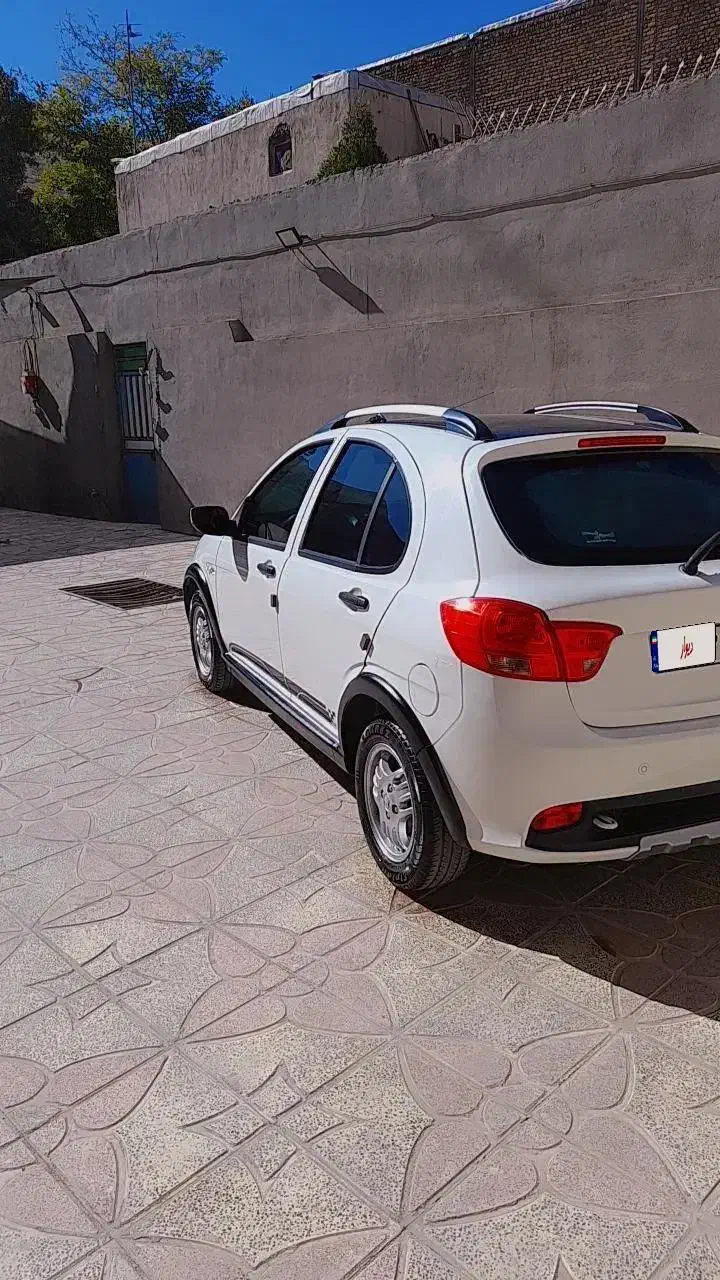 کوییک R دنده‌ای - 1402