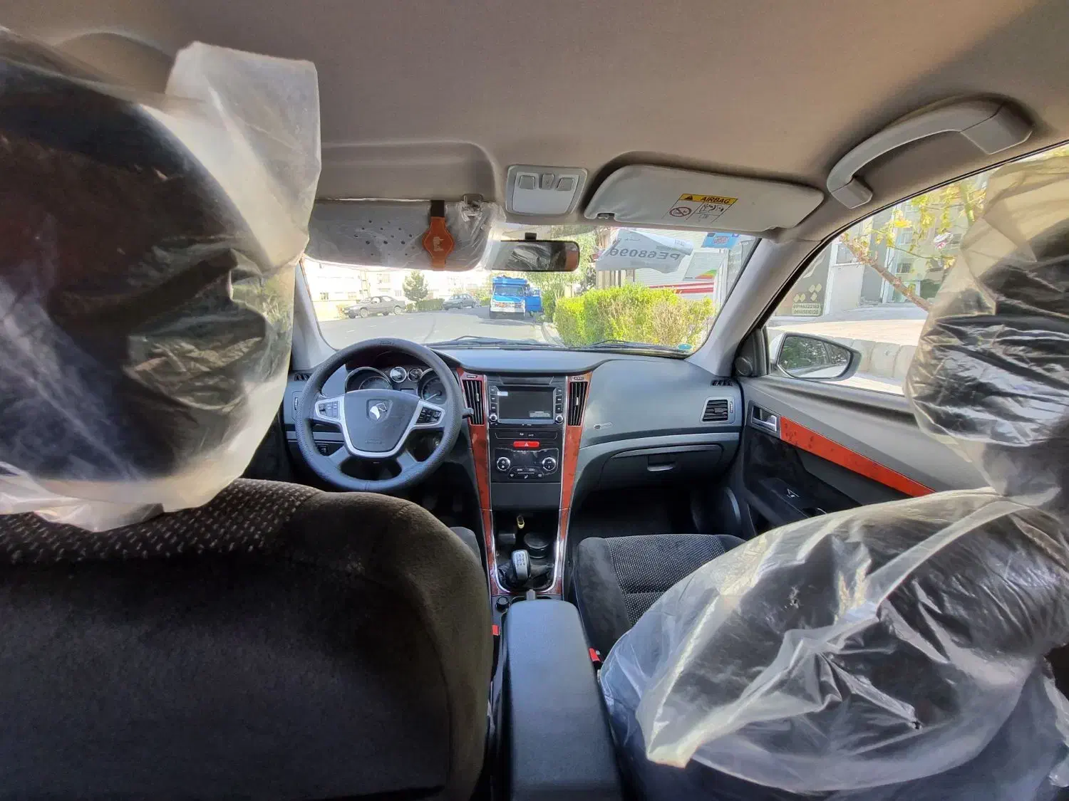 دنا پلاس توربو 6 دنده - 1402