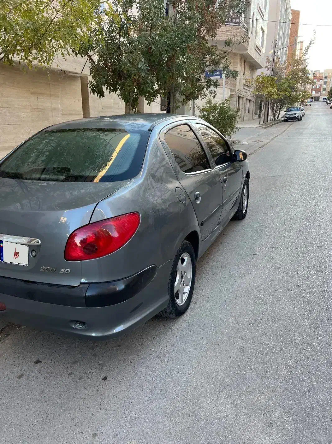 پژو ۲۰۶ صندوق دار v8 - 1389