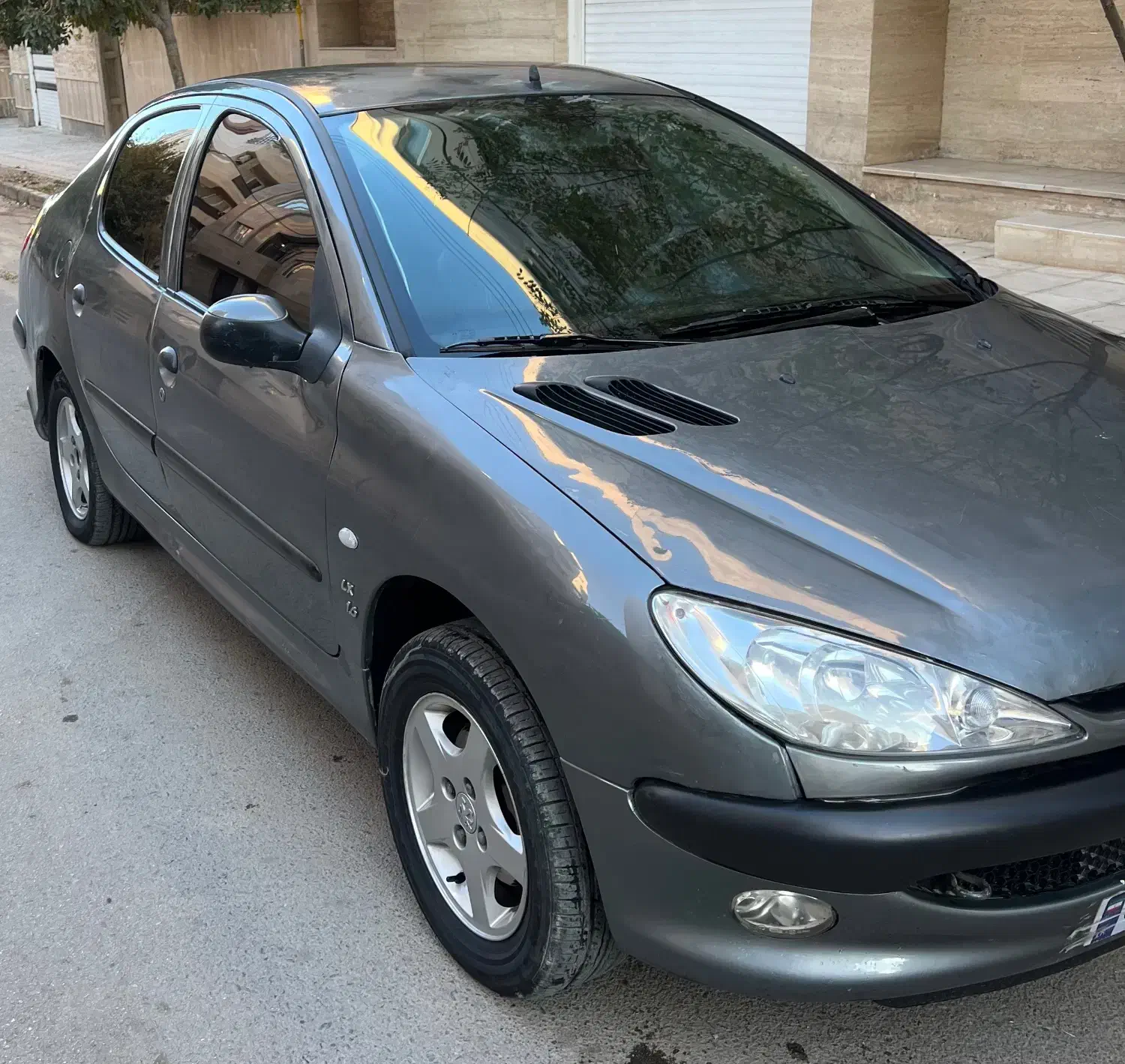 پژو ۲۰۶ صندوق دار v8 - 1389