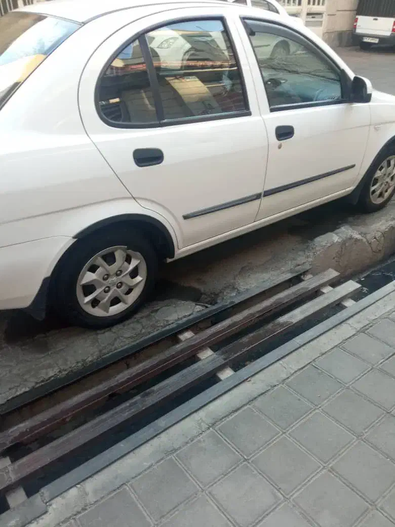 تیبا صندوق دار EX - 1396