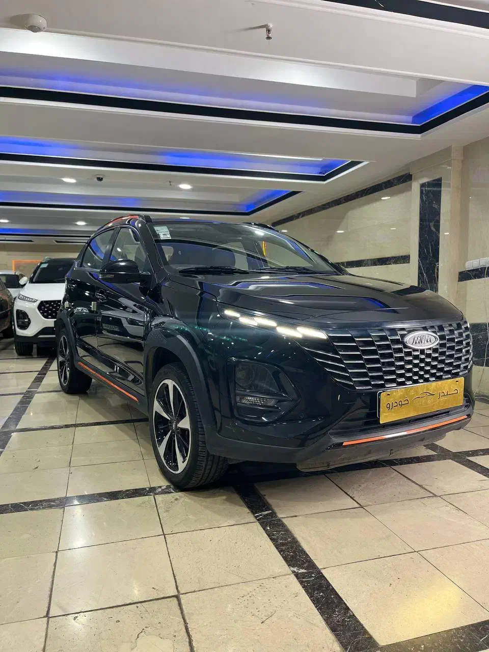 ام وی ام X33 دنده‌ای ساده - 1404