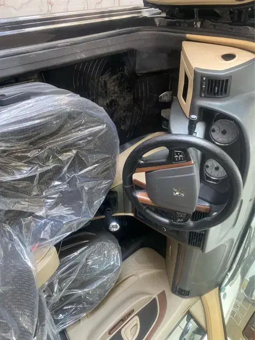 پژو پارس XU7P - 1401