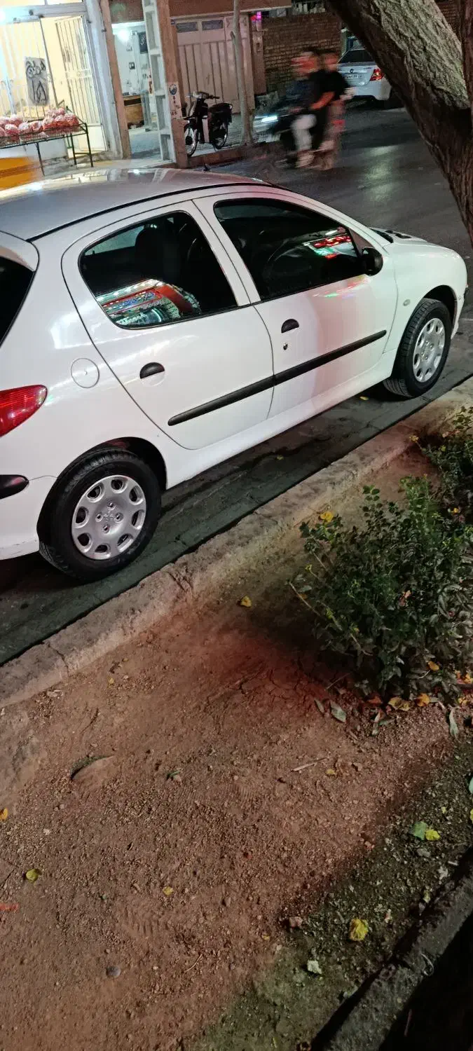 پژو 206 تیپ 2 - 1396