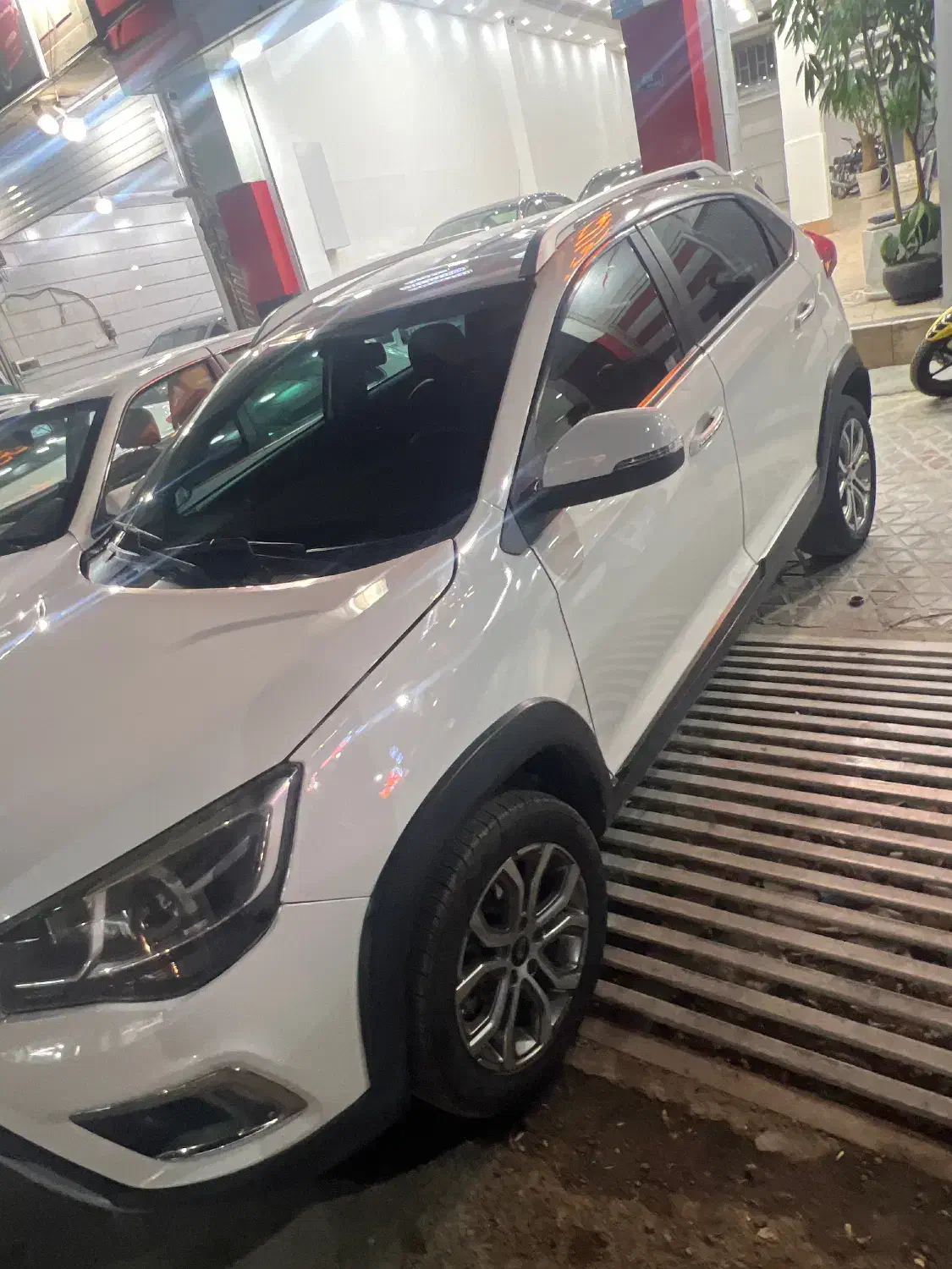 ام وی ام X22 اتوماتیک اسپرت اکسلنت - 1397