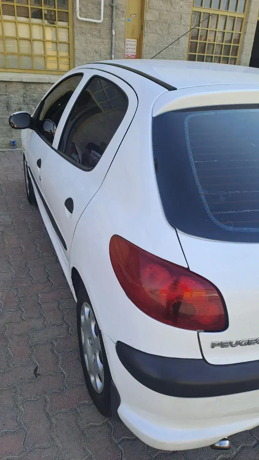 پژو 206 تیپ 2 - 1395