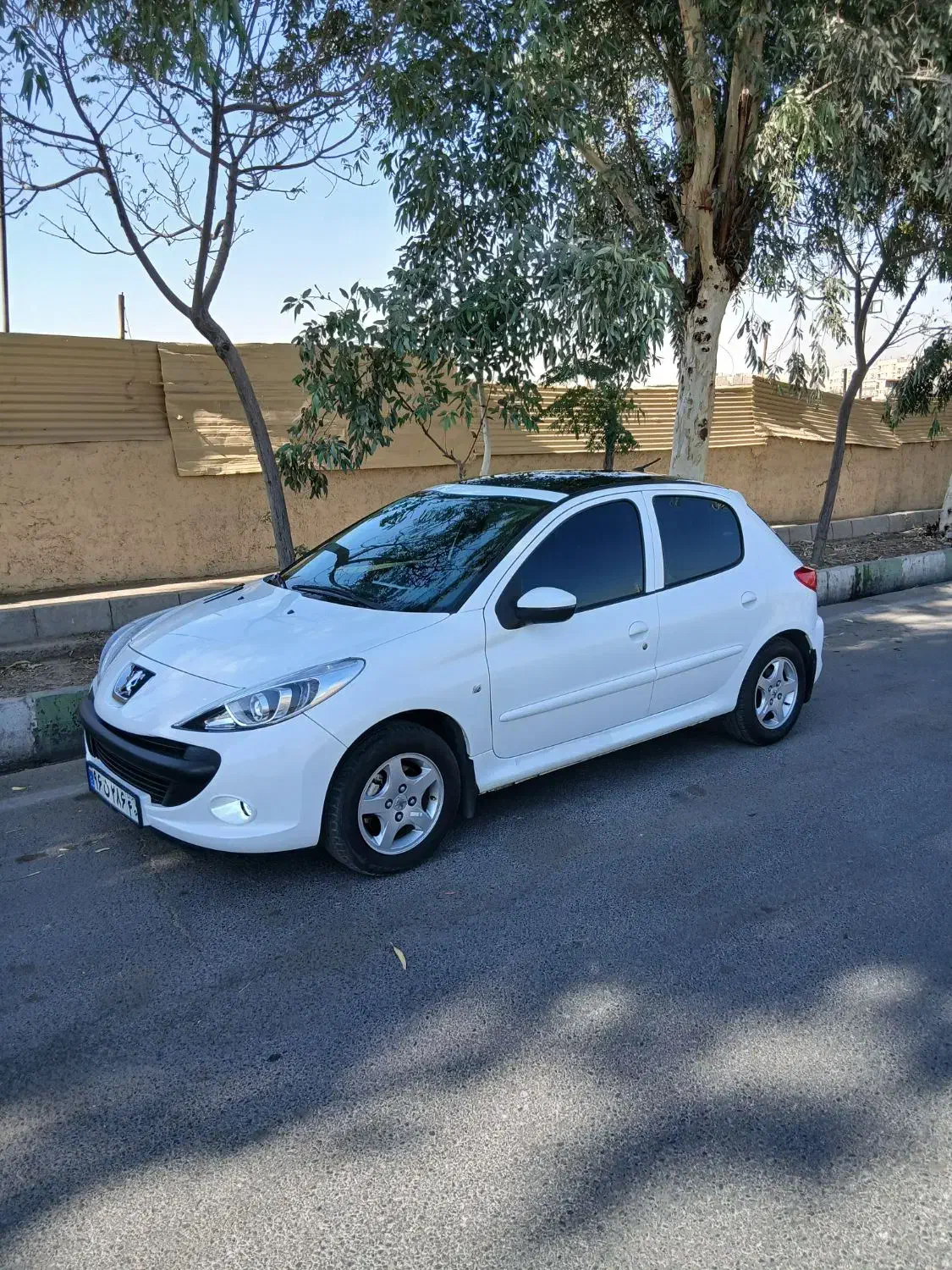 پژو 207 پانوراما دنده‌ای - 1400