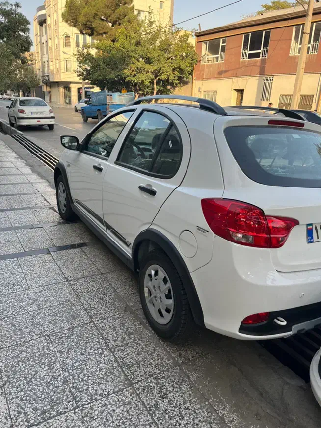 کوییک R دنده‌ای - 1404