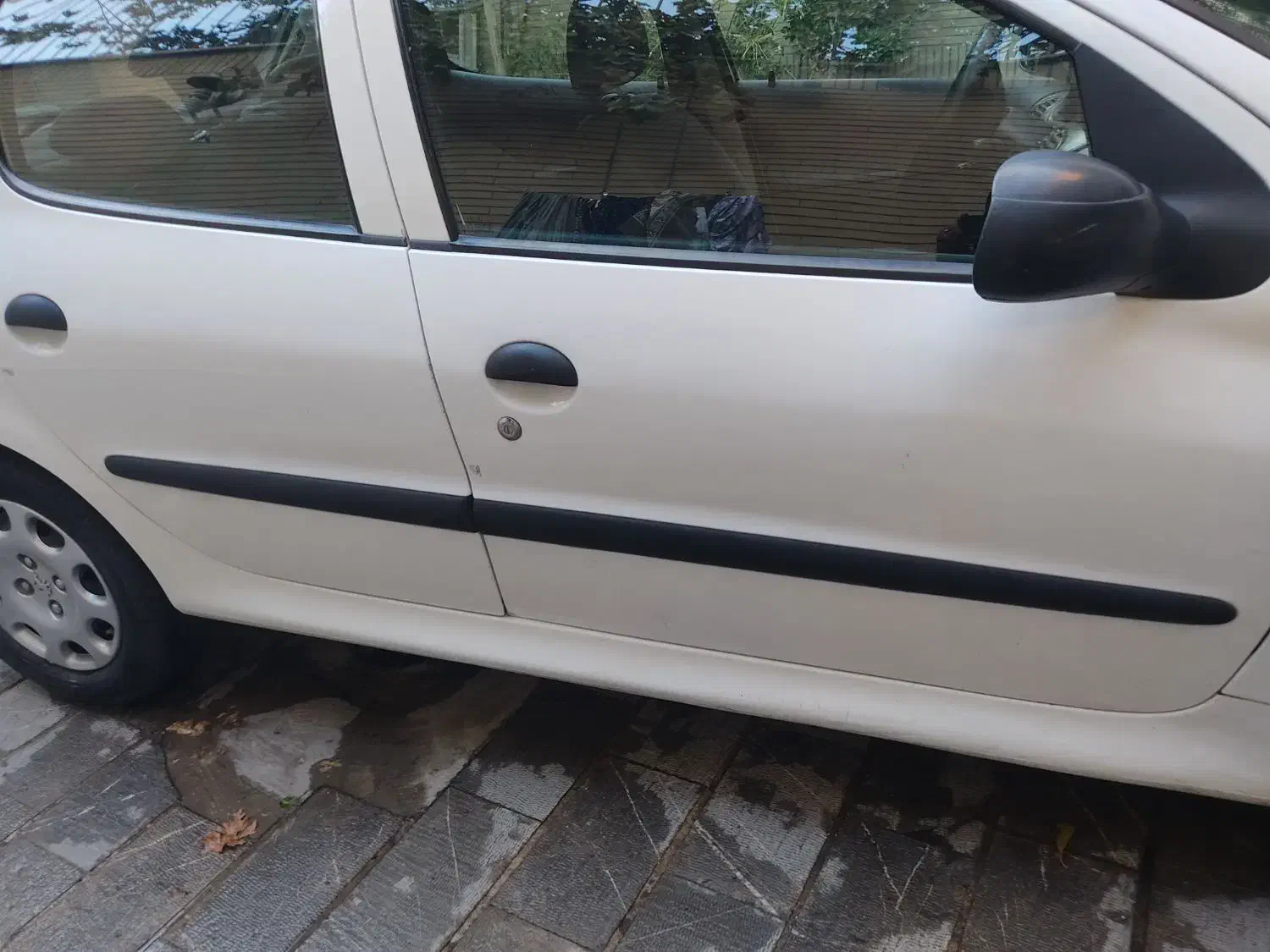 پژو 206 تیپ 2 - 1395