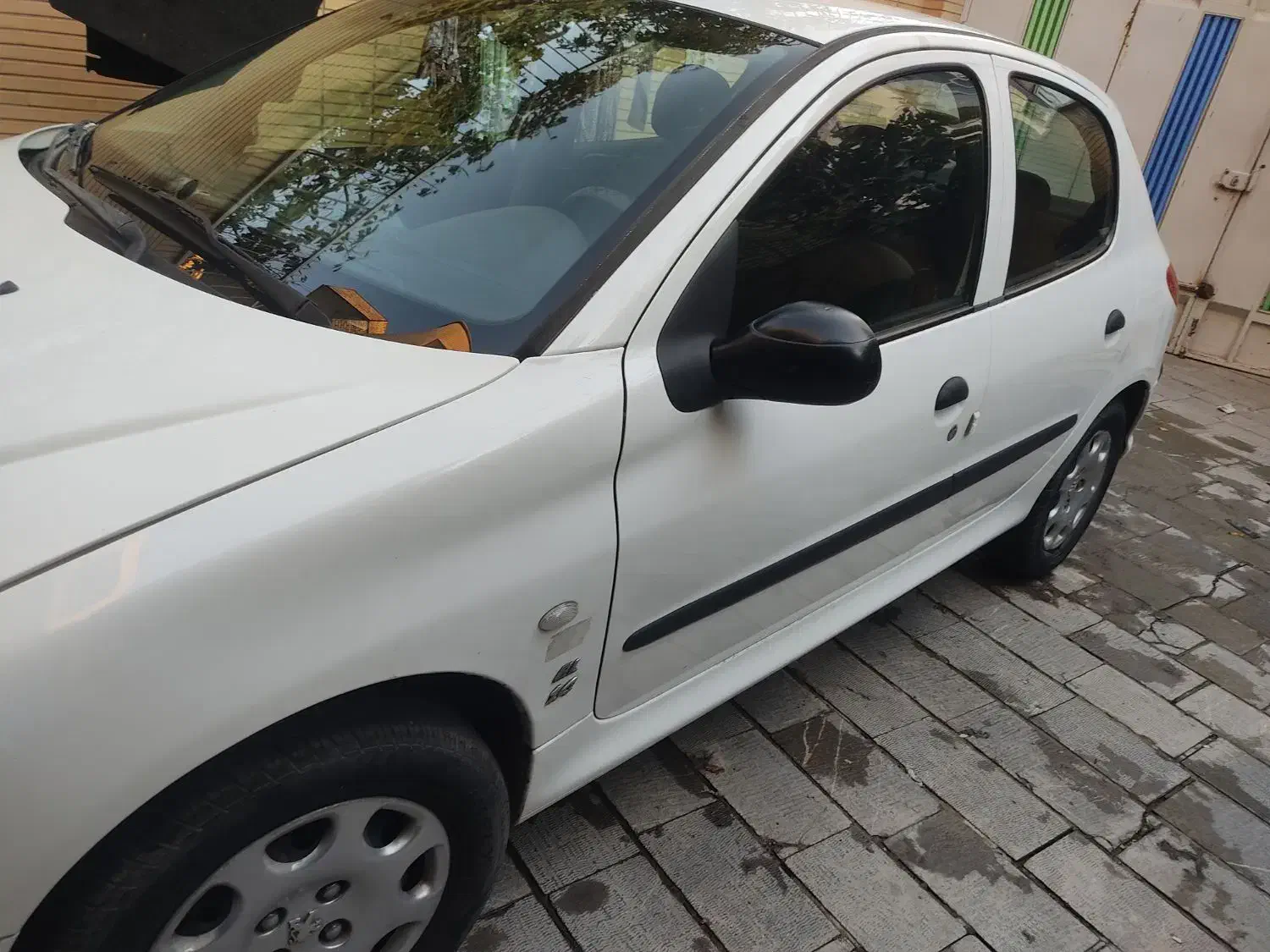 پژو 206 تیپ 2 - 1395