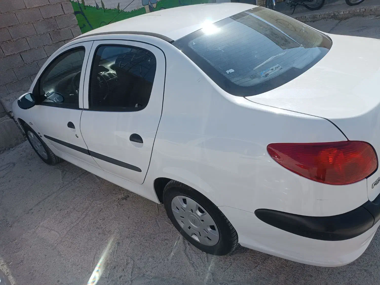 خودرو پژو، ۲۰۶ صندوق دار آگهی ann_20965170