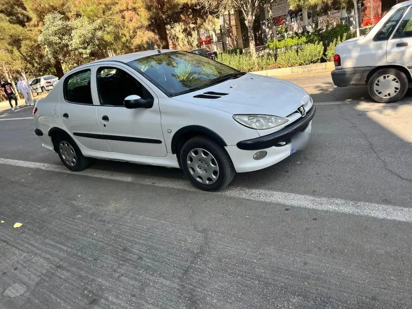 پژو ۲۰۶ صندوق دار v8 - 1392