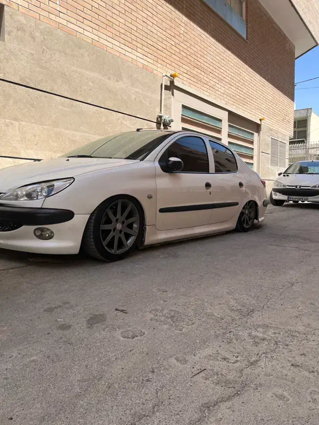 پژو ۲۰۶ صندوق دار v8 - 1393