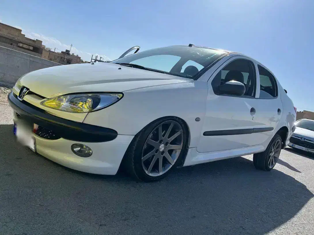 پژو ۲۰۶ صندوق دار v8 - 1393