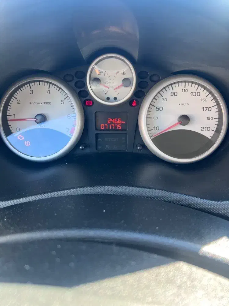 پژو 207 دنده‌ای فرمان هیدرولیک - 1402